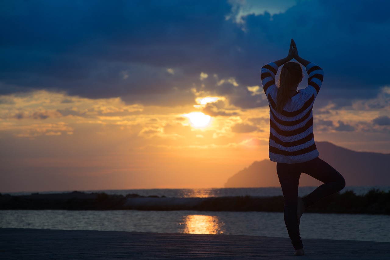 Beauty Benefits of a Daily Yoga Routine 2024